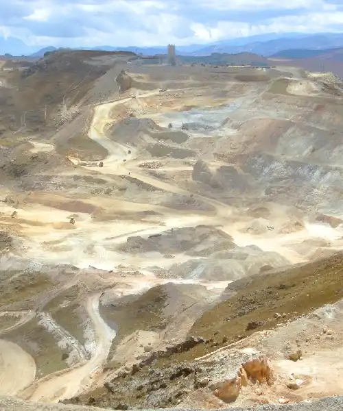 Silveroc Mines mining in Peru 2